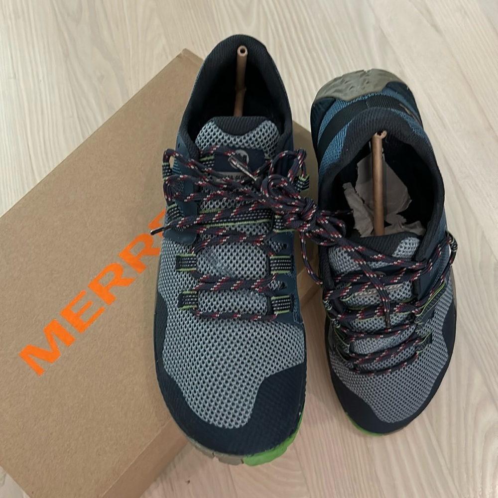Merrell Trail Glove 6 running shoes Men’s size 10 / Women’s size 10.5-11